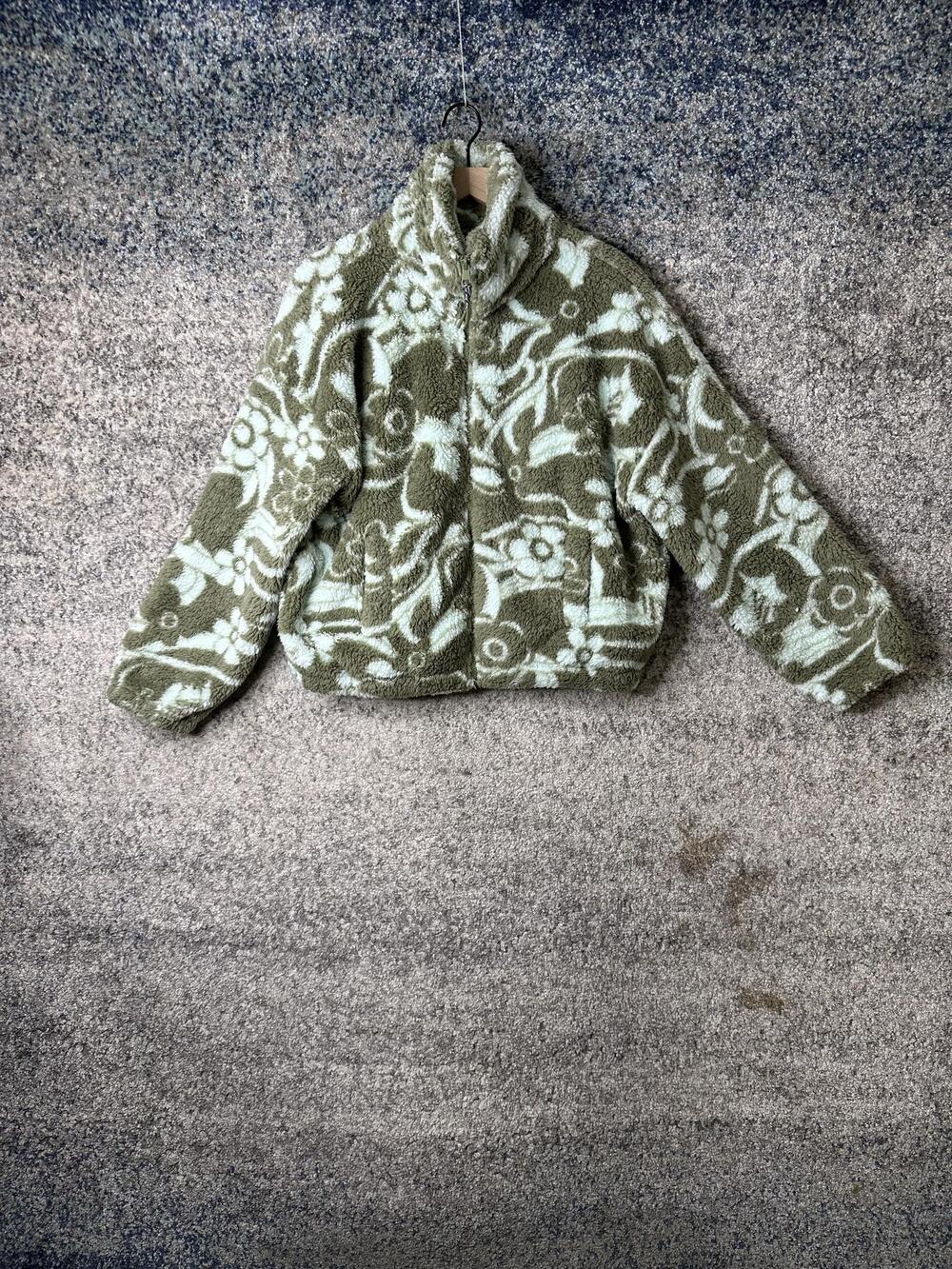 American Eagle Outfitters Jacket Womens Small Green Floral Sherpa Fleece Zip Up